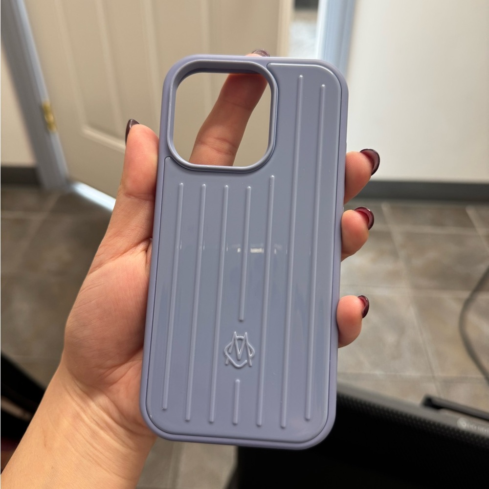 RIMOWA lilac iphone 16 pro case - Picture 5 of 5